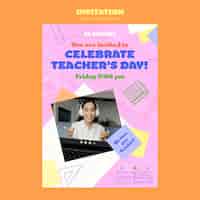 PSD gratuito plantilla de invitación de celebración del día del maestro