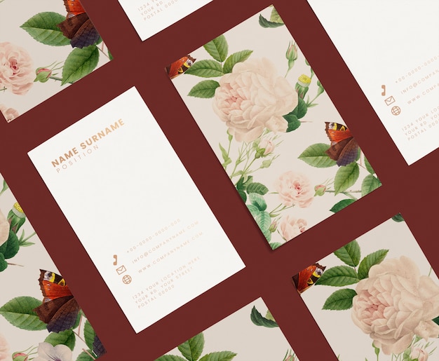 PSD gratuito plantilla de tarjeta de visita floral conjunto maqueta