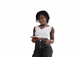 Gratis PSD portret van een jonge vrouw met afro dreadlocks kapsel