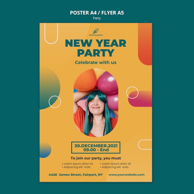 Gratis PSD poster sjabloon voor feest feest met vrouw en ballonnen