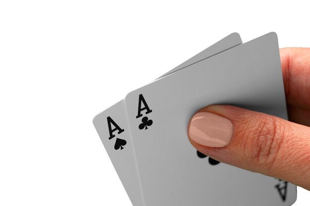 Un primer plano de las cartas