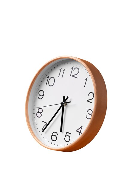 Reloj de pared aislado