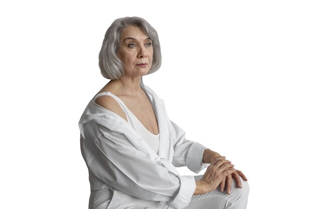 Retrato de una anciana elegante