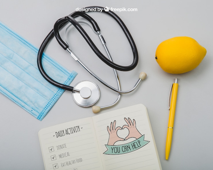 Gratis PSD set medische apparatuur en een lemmon