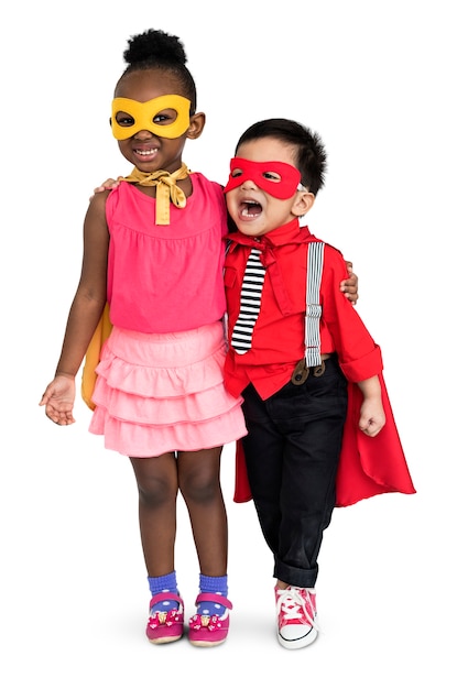 PSD gratuito superhero boy and girl costume carnival team concept