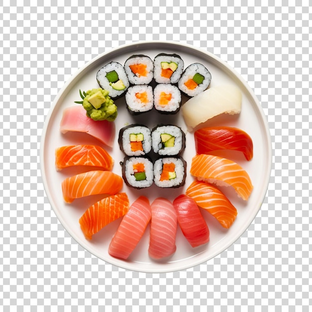 Sushi y rollos japoneses hechos con pescado fresco y arroz sobre un fondo transparente