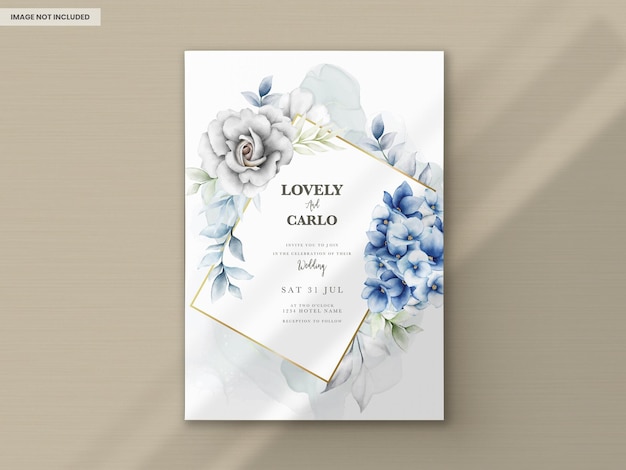 PSD gratuito tarjeta de invitación de boda con flores azules y grises.