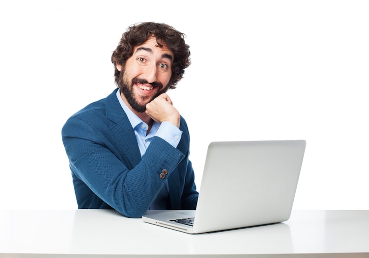PSD gratuito uomo d&#39;affari felice sul posto di lavoro