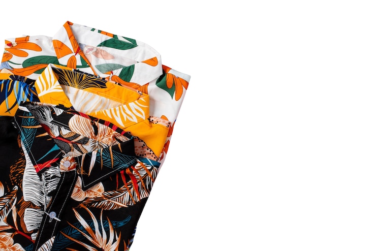PSD gratuito vista de camisa hawaiana con estampado.