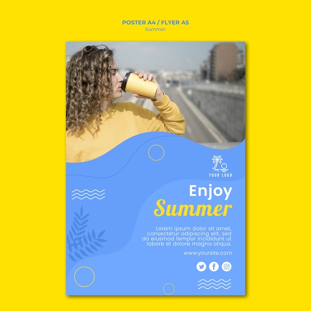 Gratis PSD vrouw koffie poster sjabloon drinken