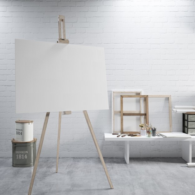 Wit canvas op een ezel in de kunstkamer