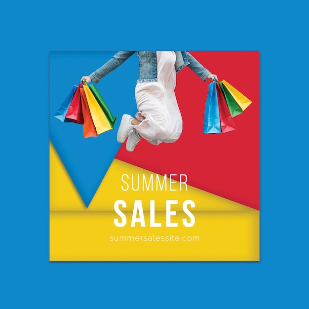Zomer verkoopsjabloon banner met kleurrijke driehoekige vormen