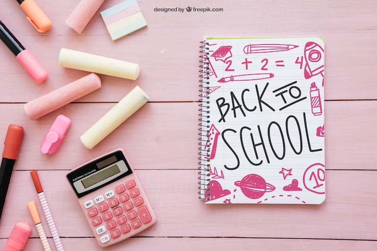 PSD gratuit composition rose de retour à l&#39;école