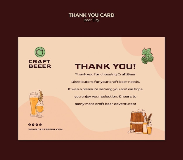 PSD gratuit la fête de la bière est une carte de remerciement.