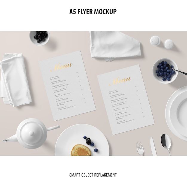 Flyer Mockup Dans Un Bureau