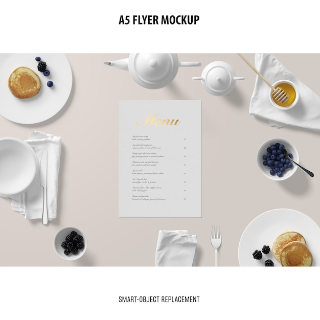 PSD gratuit flyer mockup dans un bureau