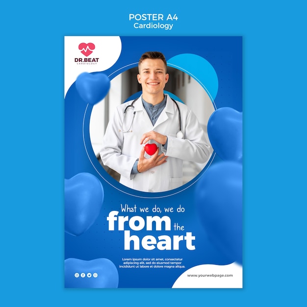Heureux médecin tenant une affiche de coeur de jouet