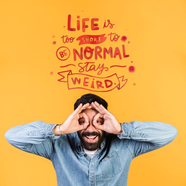 Homme Drole Avec Une Citation De Motivation Ci Dessus Psd Gratuite