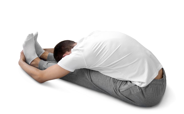PSD gratuit un jeune homme faisant une position de yoga