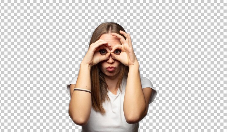 PSD gratuit le portrait du visage d'une femme blonde isolé