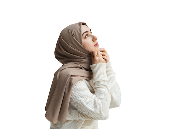 PSD gratuit portrait de femme portant le hijab