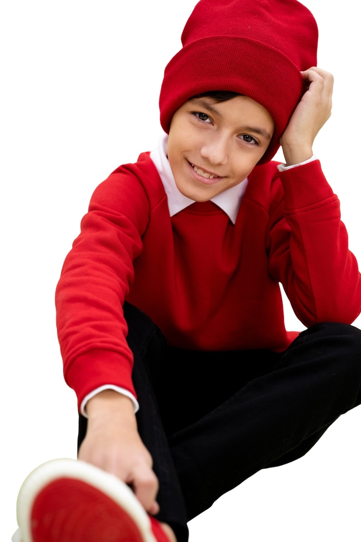 PSD gratuit portrait en studio de jeune fille avec bonnet rouge