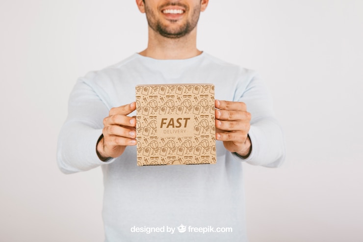 PSD gratuit smiley man avec boîte à carton