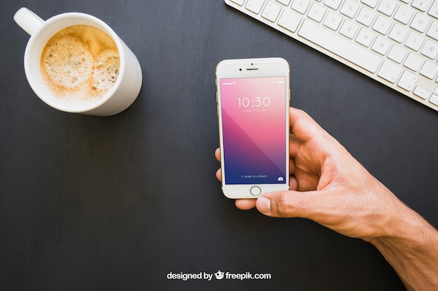 Tasse De Café, Clavier Et Téléphone à Main