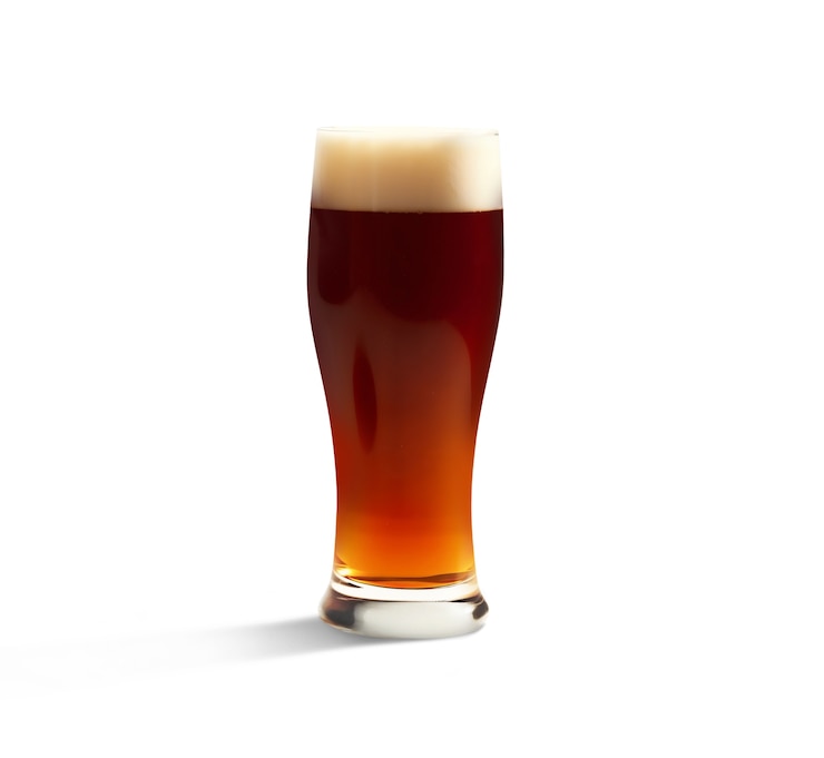 PSD gratuit vue rapprochée de la bière isolée