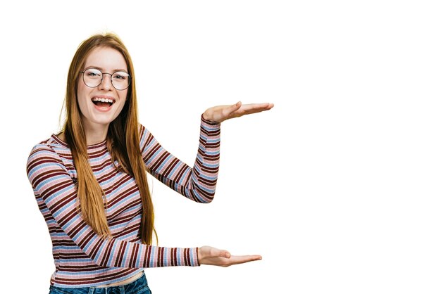 Expressiva mulher gesticulando