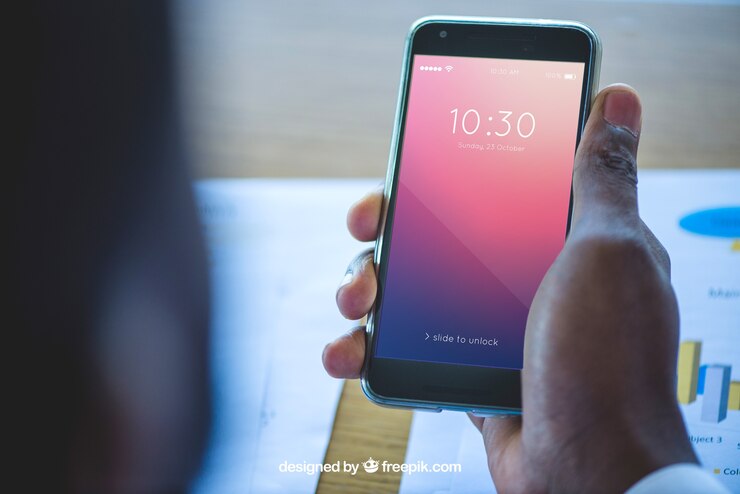 PSD grátis homem negócios, olhar, smartphone