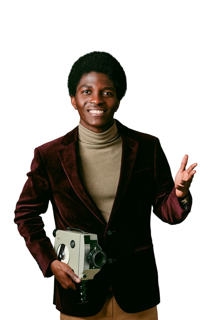 PSD grátis homem negro de meia-idade posando