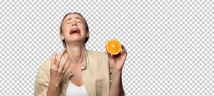 PSD grátis jovem mulher loira adulta com uma laranja
