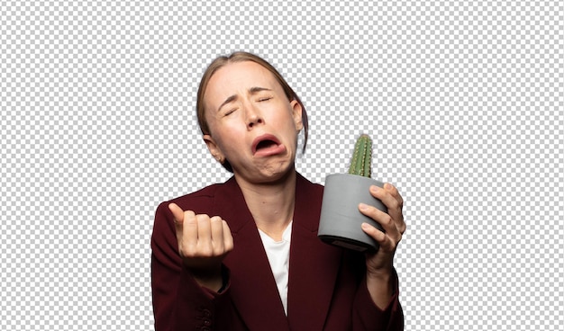 mulher de negócios segurando um cacto decorativo