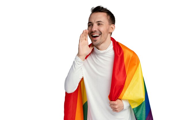 Pessoa comemorando sua orientação sexual