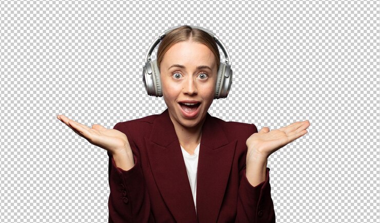 PSD grátis uma mulher de negócios bonita a usar fones de ouvido.