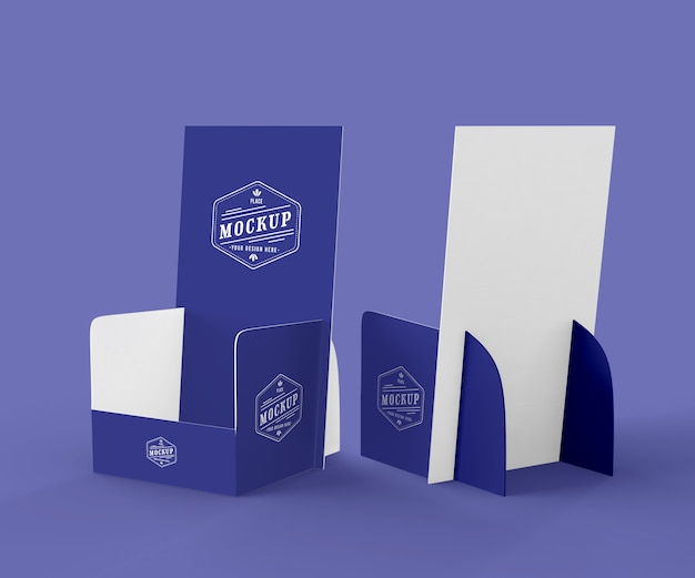 Download Vista frontal criativa azul expositores mock-up | PSD Grátis