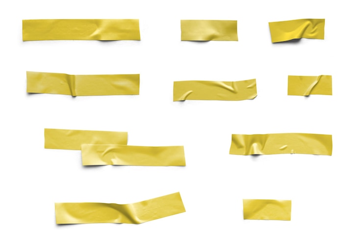 PSD 10 serie realistiche di nastro adesivo giallo sullo sfondo isolato