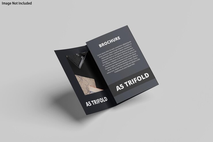 A5 Brochure a tre ante Mockup