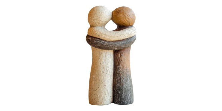PSD abstract stone couple hugging sculpture isolated on transparent background