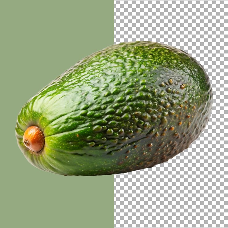 Aguacate verde fresco aislado