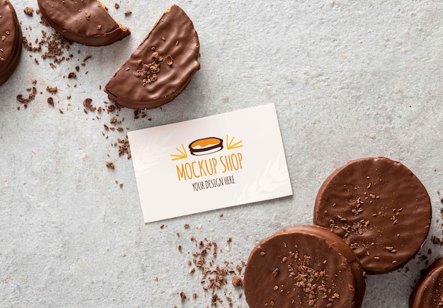 Alfajor-Kekse mit Visitenkarten-Mockup-Design