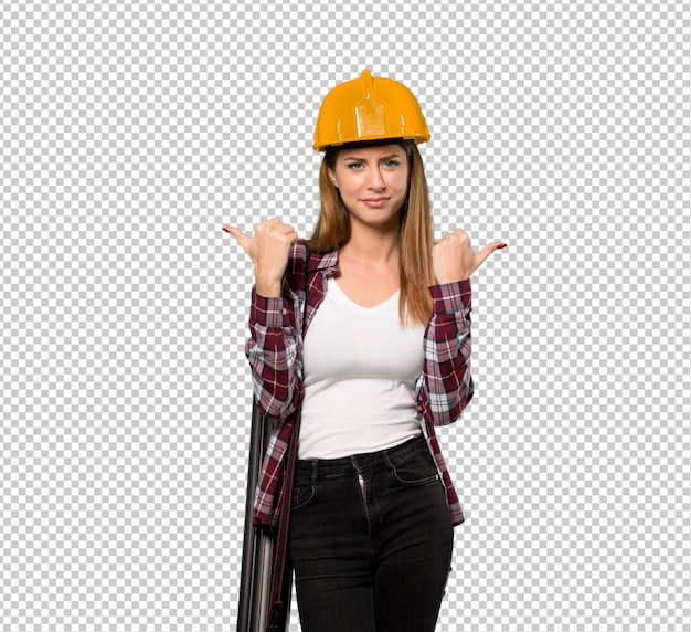 PSD arquitecto mujer dando un pulgar arriba gesto y sonriendo