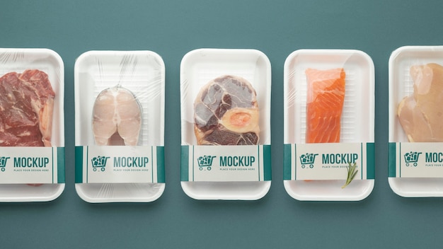 Arranjo de comida congelada com embalagem mock-up