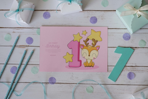 Assortimento di mock-up di elementi primo compleanno per neonati