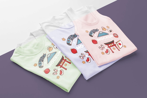 Assortimento di modelli di t-shirt giapponesi
