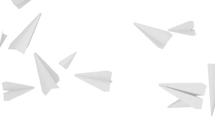 PSD avião de papel branco em forma de triângulos estão voando no ar