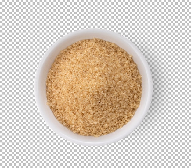 Azúcar moreno en un tazón blanco aislado en la capa alfa