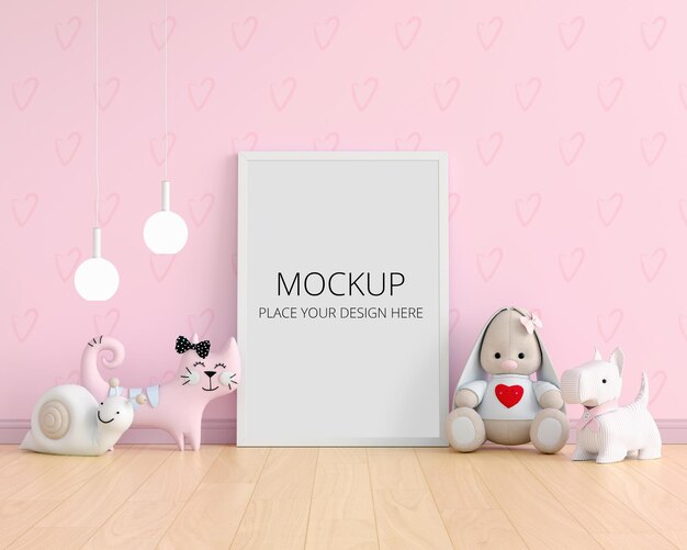 Bambola sul pavimento con mockup di cornice