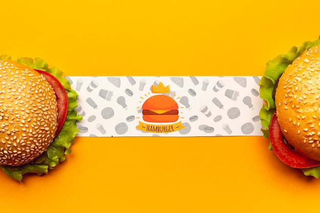 Banner de hambúrguer com deliciosos hambúrgueres de fast-food